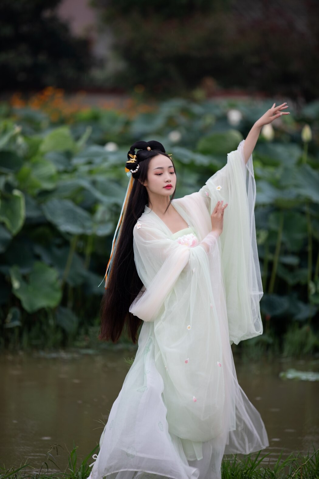 YiTuYu艺图语 Vol.2134 Ling Zi Xi