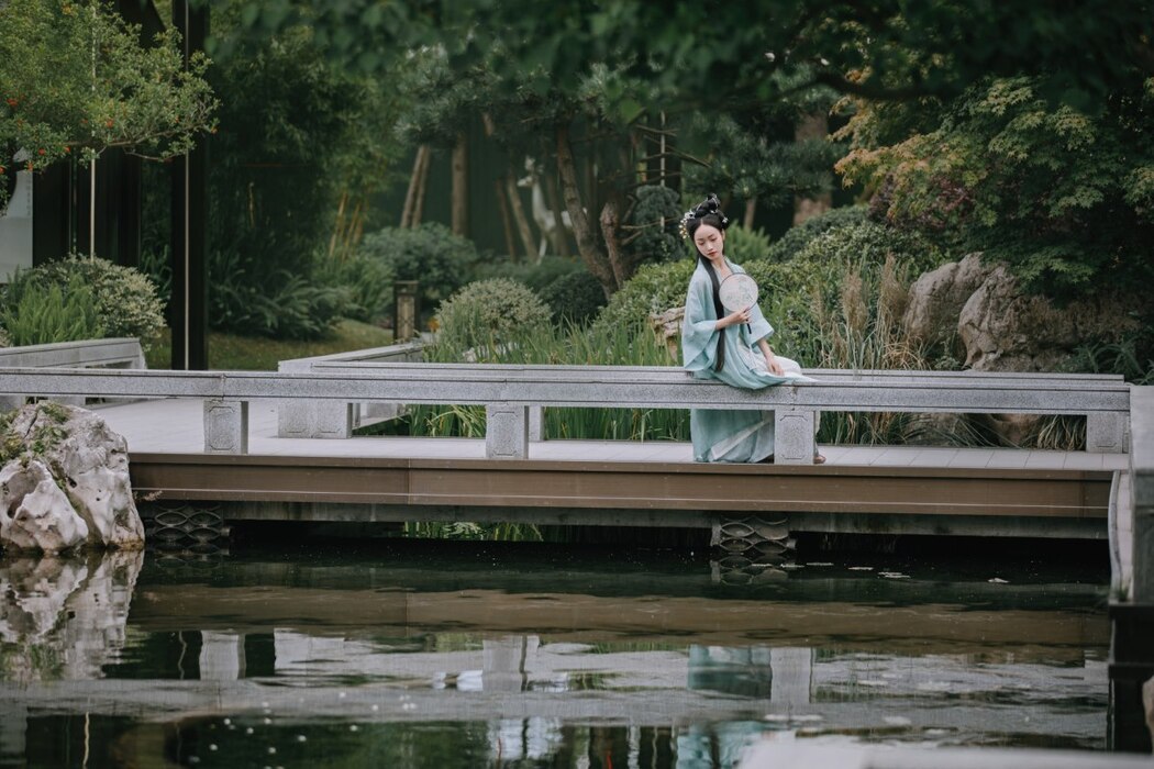 YiTuYu艺图语 Vol.2201 Ling Zi Xi