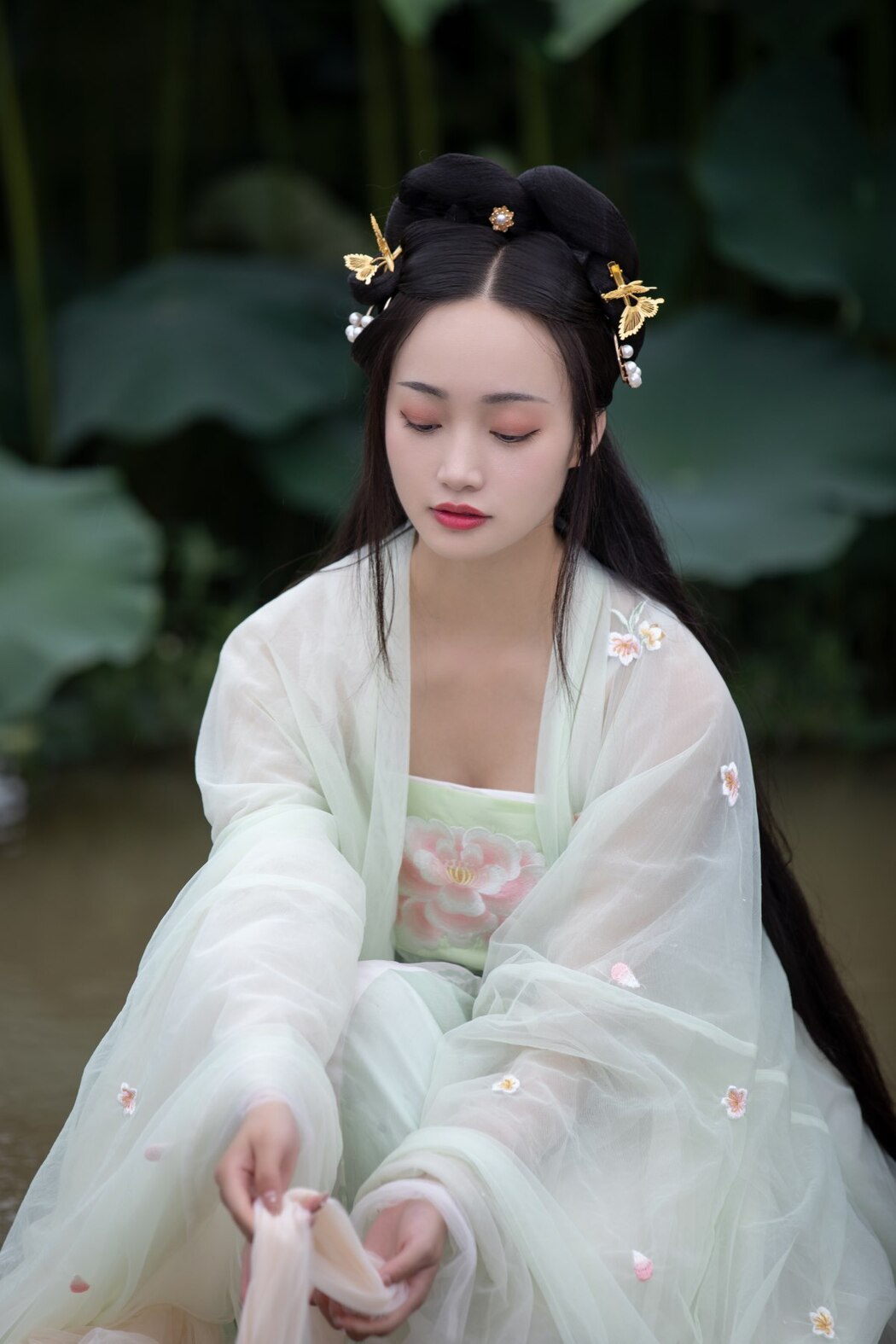YiTuYu艺图语 Vol.2134 Ling Zi Xi