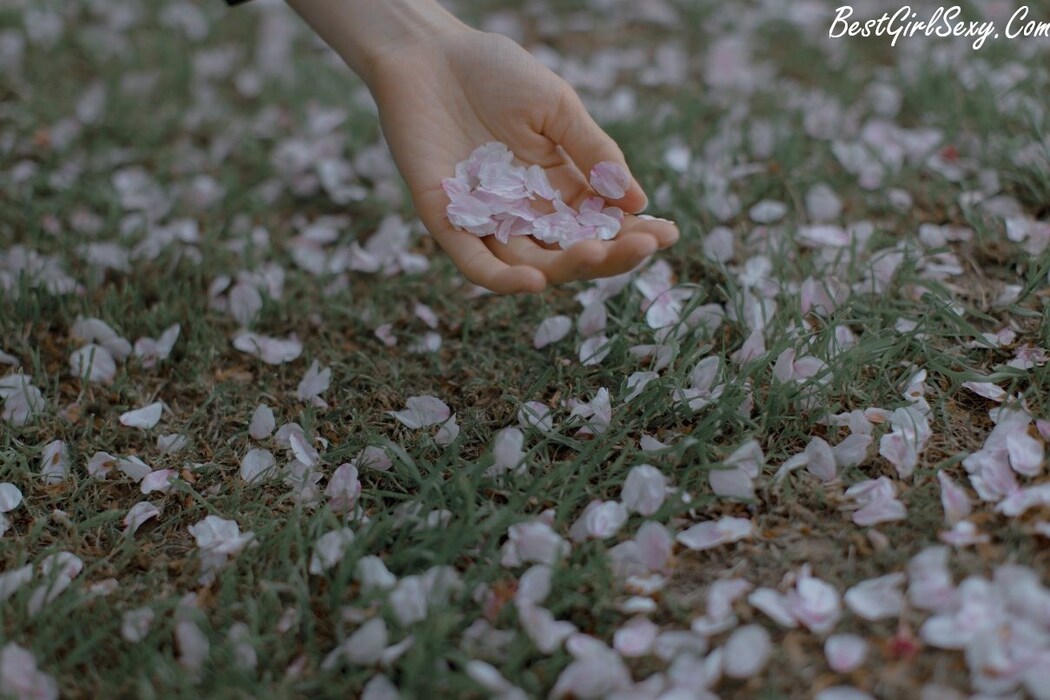 YiTuYu艺图语 Vol.221 Tang Xi Xi