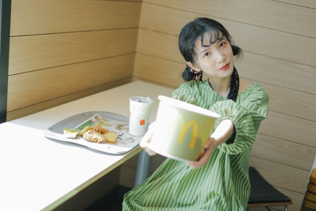 YiTuYu艺图语 Vol.2141 Yi Zhi A Meng Zai