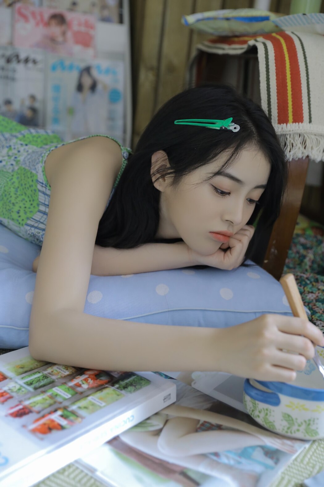 YiTuYu艺图语 Vol.2184 Hu Yun En