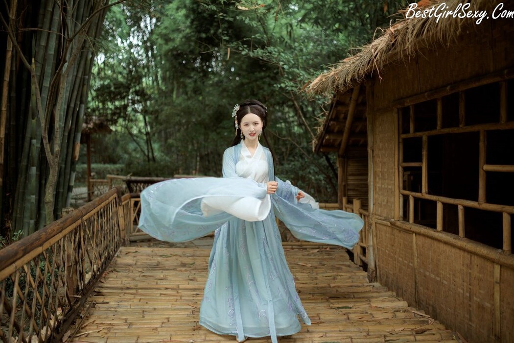 YiTuYu艺图语 Vol.219 Qian Qian