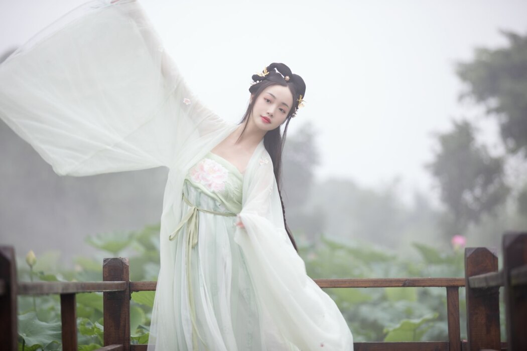 YiTuYu艺图语 Vol.2134 Ling Zi Xi