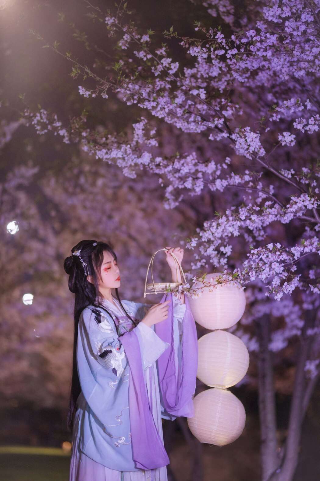 YiTuYu艺图语 Vol.2209 Qian Mo Hong Chen