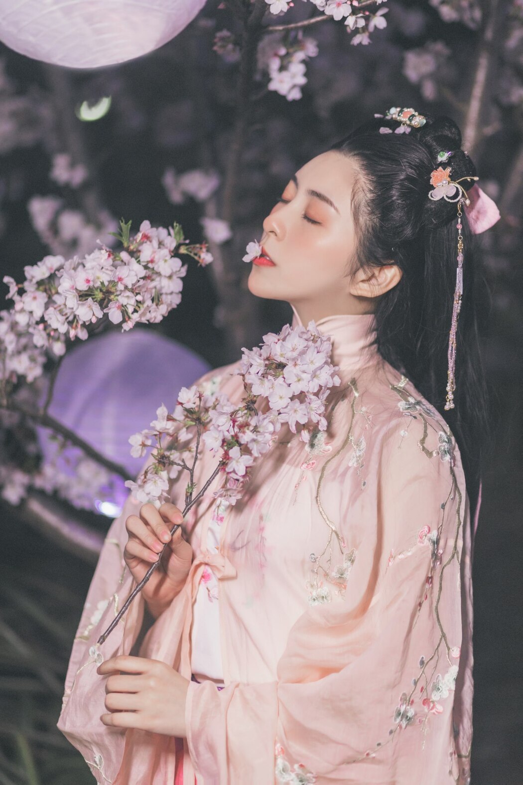 YiTuYu艺图语 Vol.2143 Mi Zhi Da He Jiang
