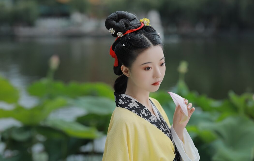 YiTuYu艺图语 Vol.2196 YunFleur