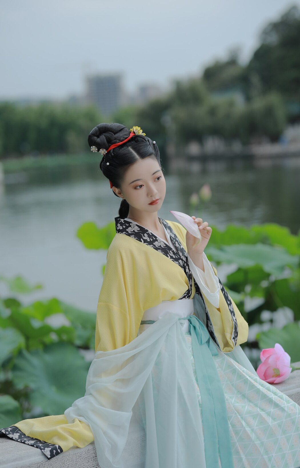 YiTuYu艺图语 Vol.2196 YunFleur