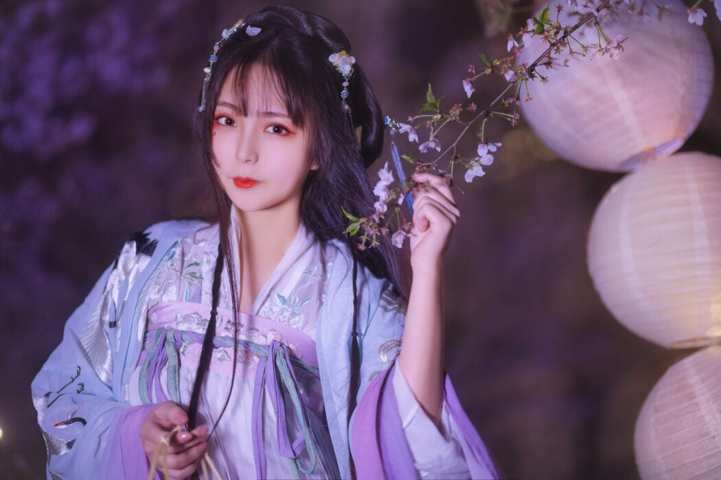 YiTuYu艺图语 Vol.2209 Qian Mo Hong Chen