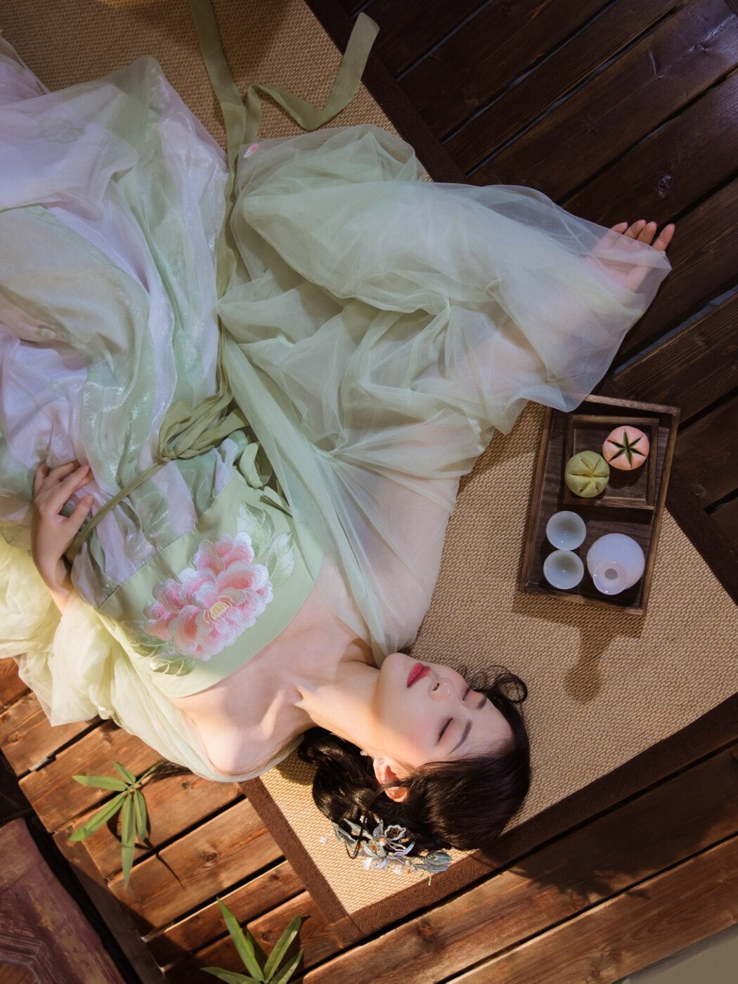 YiTuYu艺图语 Vol.2168 Gong Zi Bu Huai