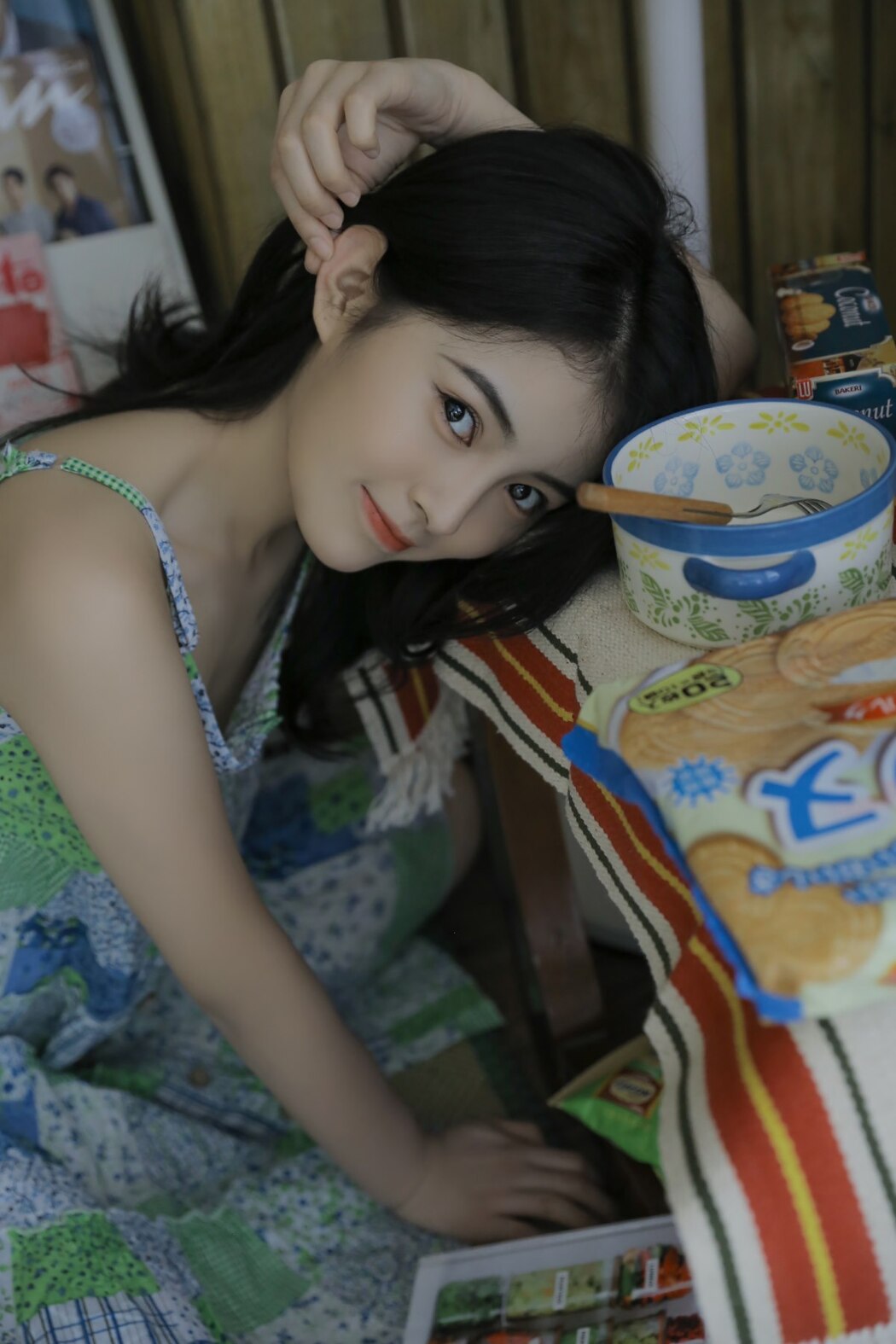 YiTuYu艺图语 Vol.2184 Hu Yun En