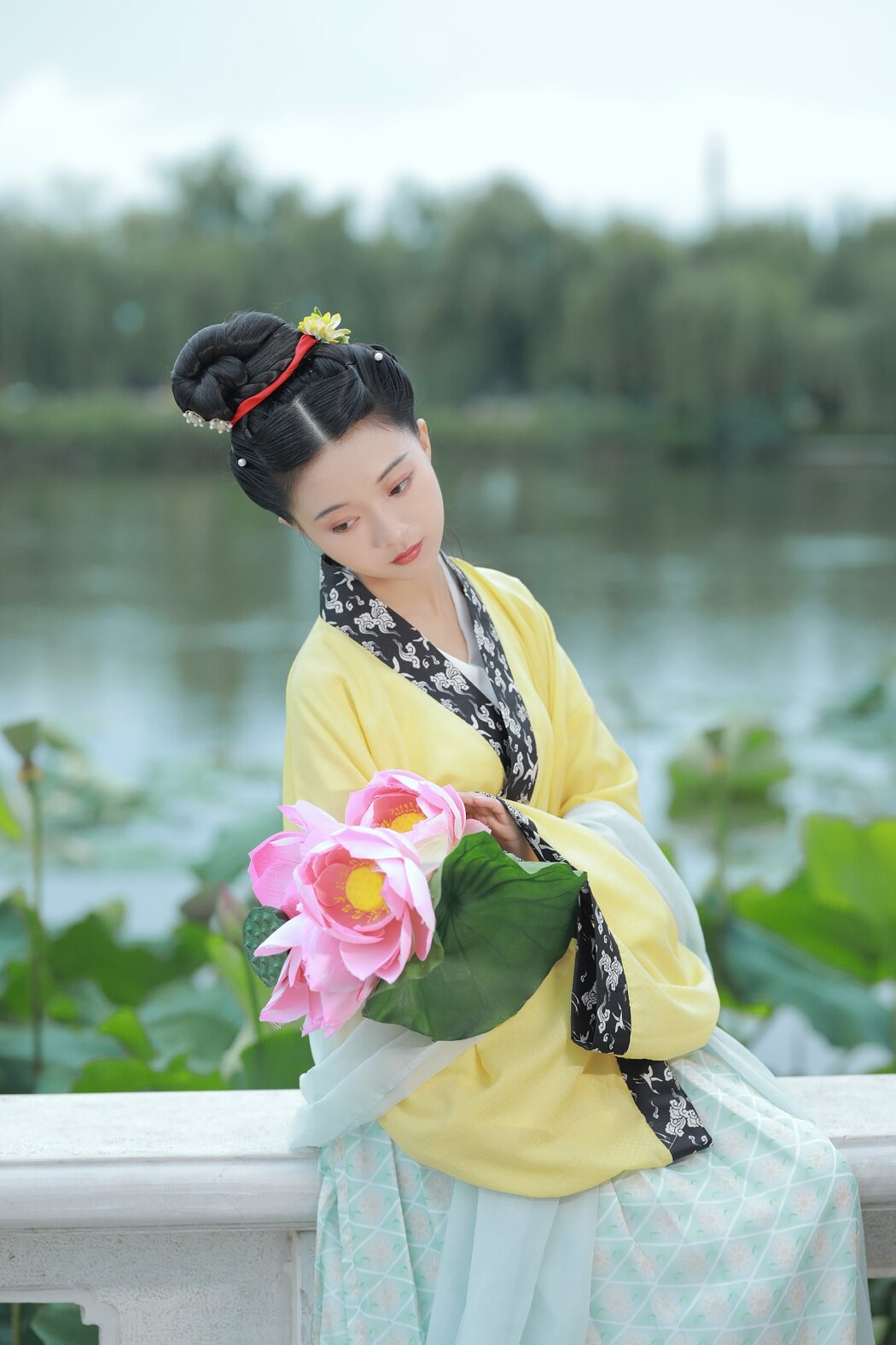 YiTuYu艺图语 Vol.2196 YunFleur