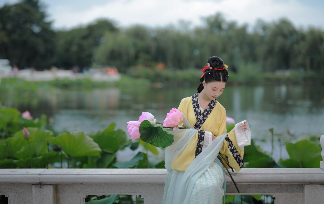 YiTuYu艺图语 Vol.2196 YunFleur