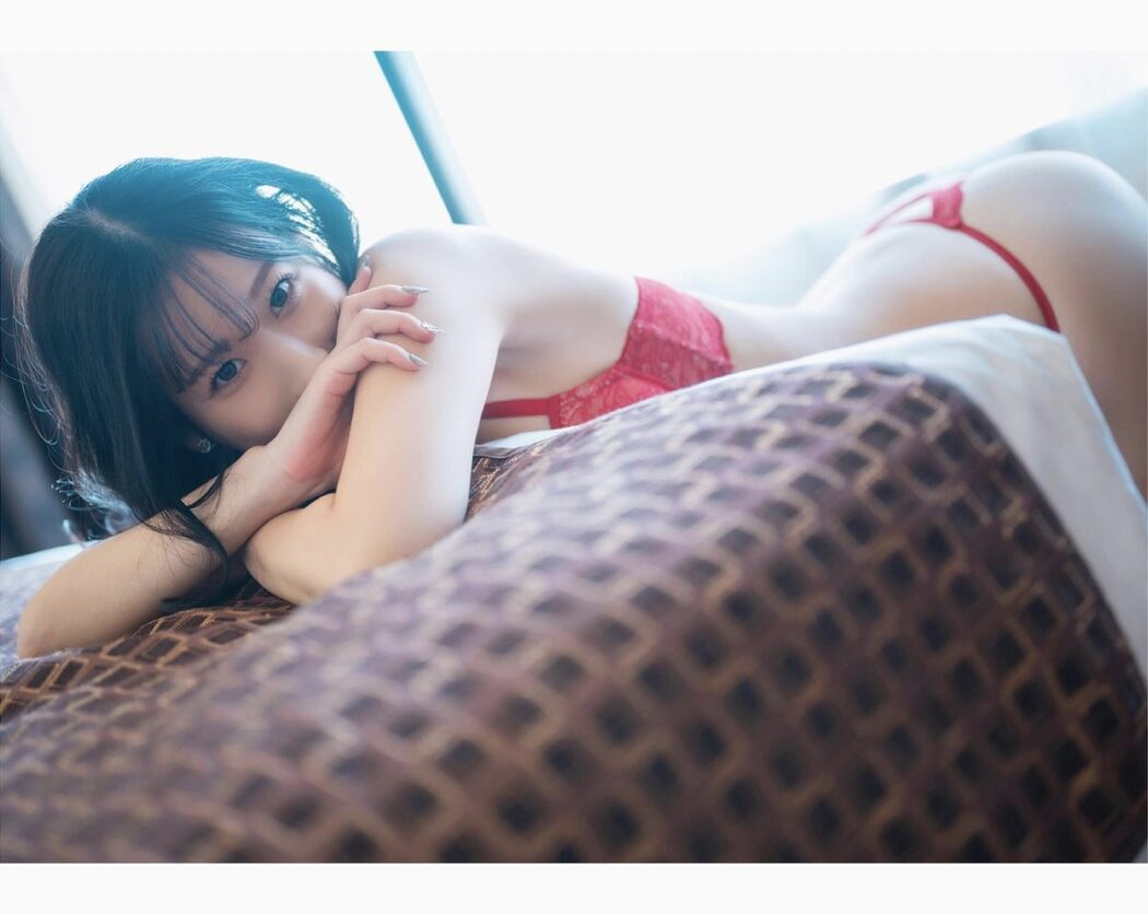 Inori Hanamiya 花宮いのり INORI 1st e-book B