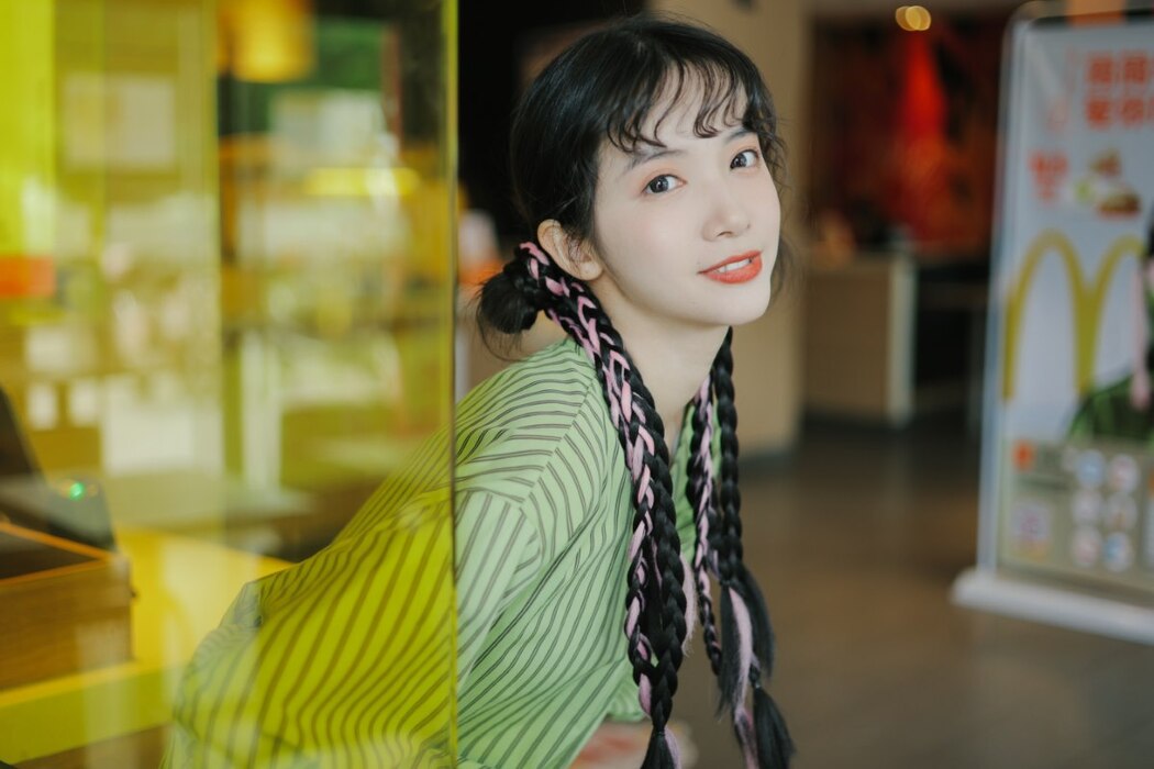 YiTuYu艺图语 Vol.2141 Yi Zhi A Meng Zai