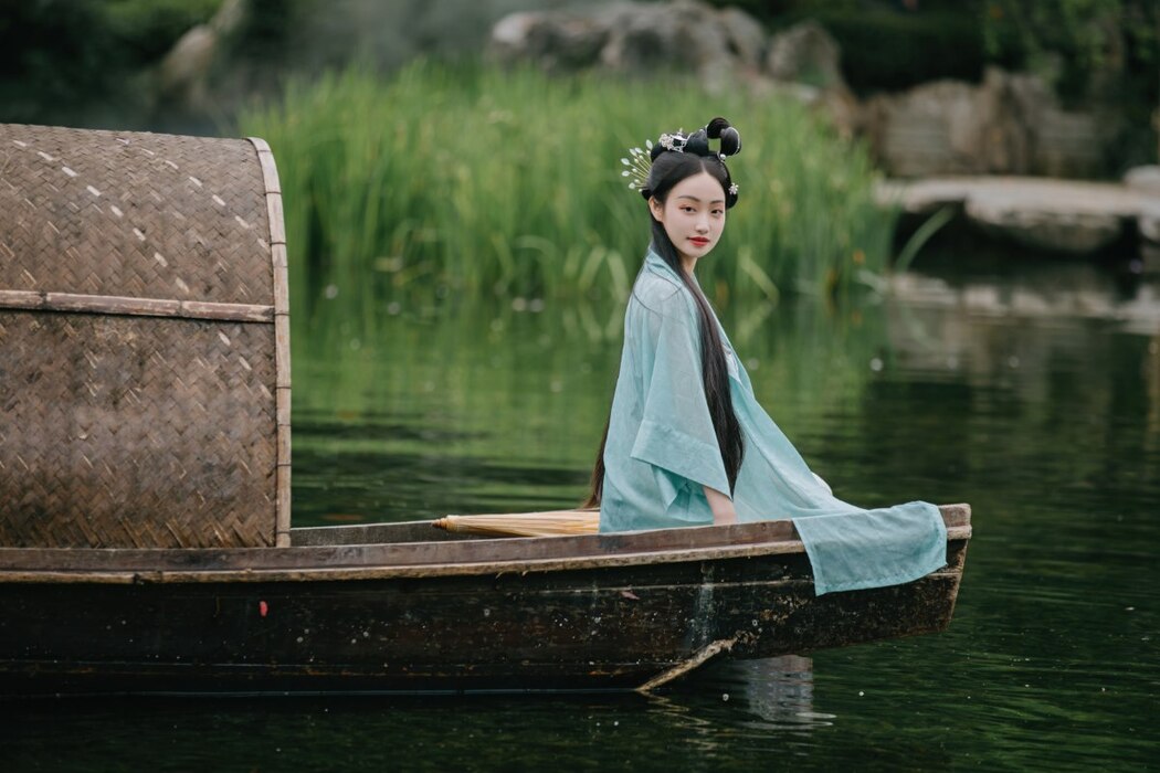 YiTuYu艺图语 Vol.2201 Ling Zi Xi