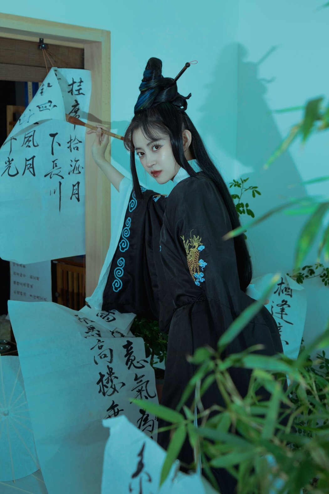 YiTuYu艺图语 Vol.2133 Yi Xuan