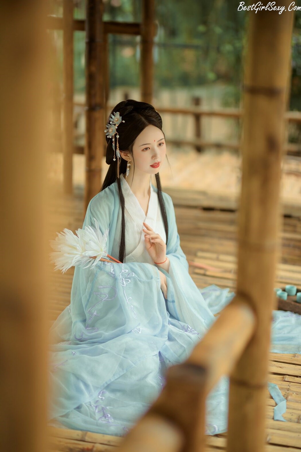 YiTuYu艺图语 Vol.219 Qian Qian