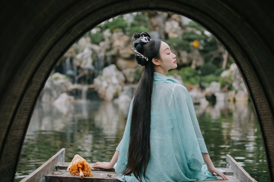YiTuYu艺图语 Vol.2201 Ling Zi Xi