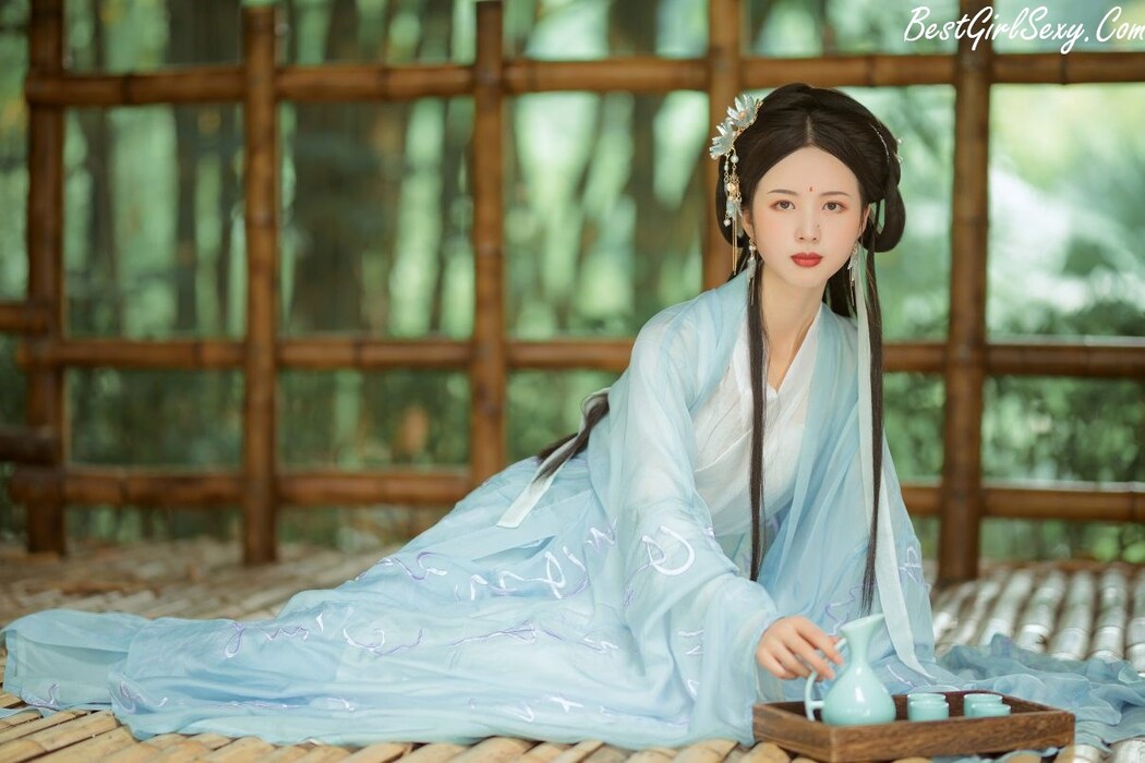 YiTuYu艺图语 Vol.219 Qian Qian