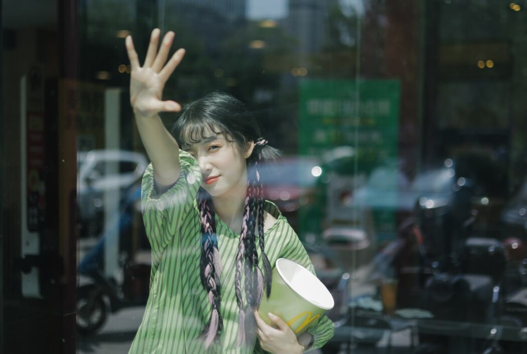 YiTuYu艺图语 Vol.2141 Yi Zhi A Meng Zai
