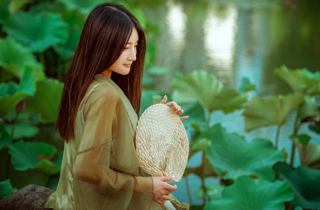 YiTuYu艺图语 Vol.2180 Smile