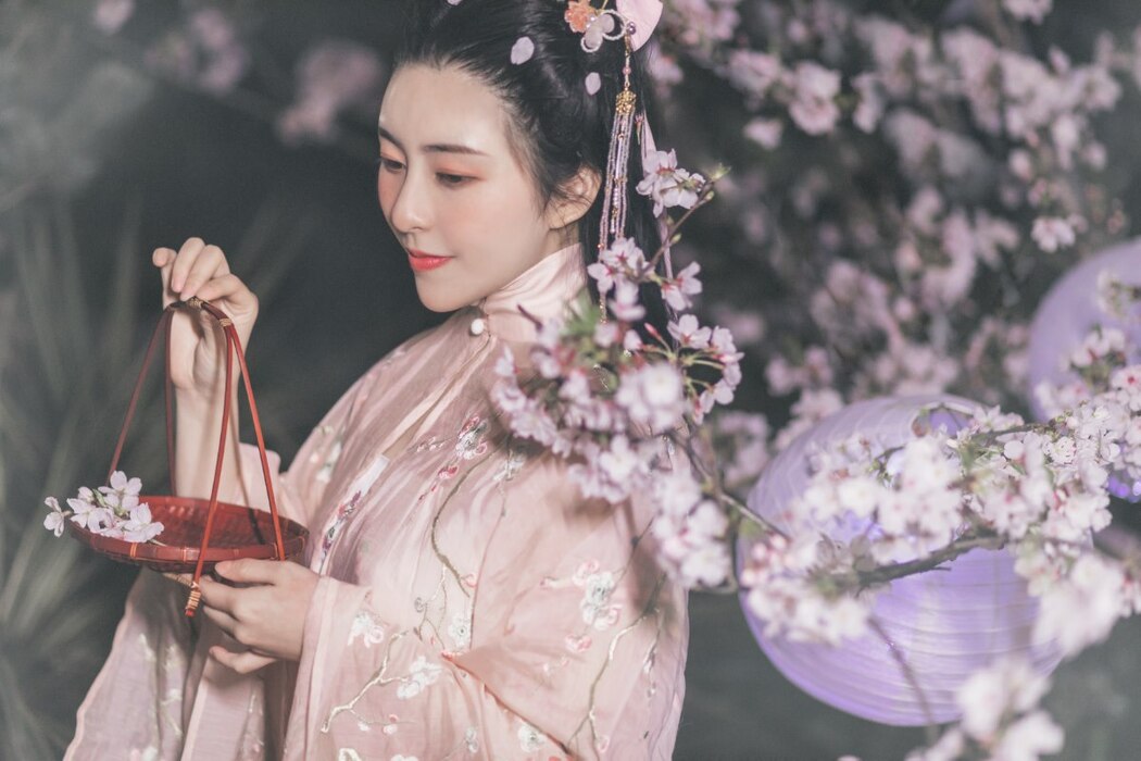 YiTuYu艺图语 Vol.2143 Mi Zhi Da He Jiang
