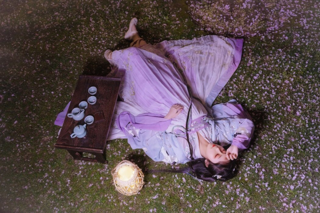 YiTuYu艺图语 Vol.2209 Qian Mo Hong Chen