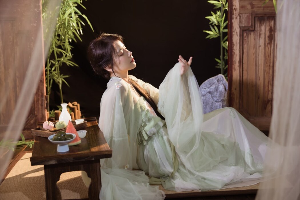 YiTuYu艺图语 Vol.2168 Gong Zi Bu Huai