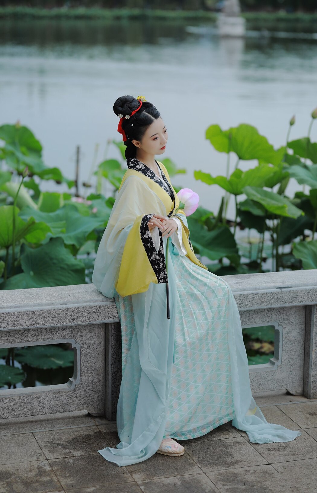 YiTuYu艺图语 Vol.2196 YunFleur