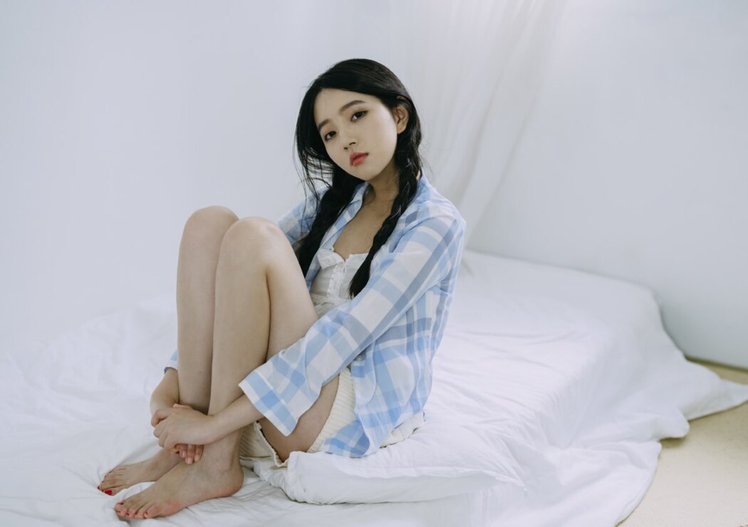 YiTuYu艺图语 Vol.2158 You Ling Hu Zi