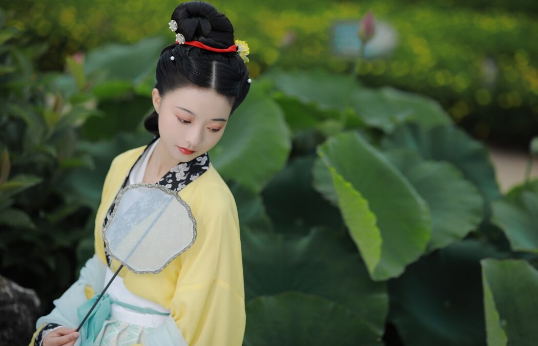 YiTuYu艺图语 Vol.2196 YunFleur
