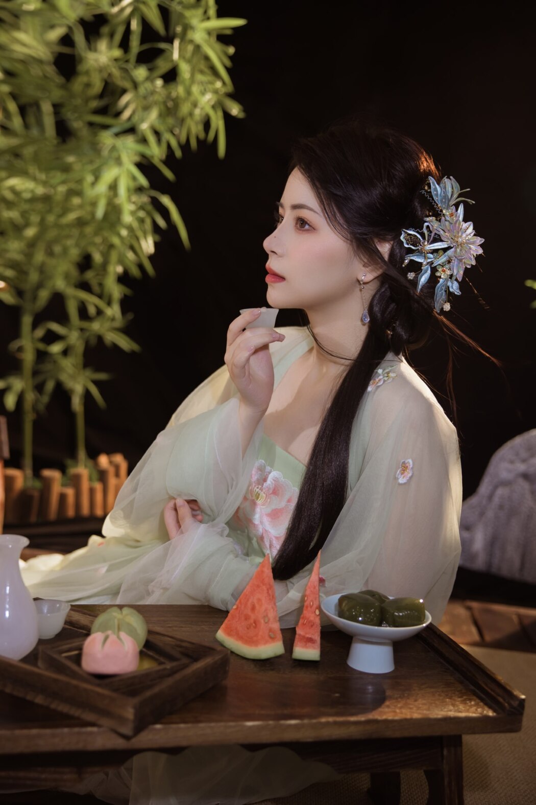 YiTuYu艺图语 Vol.2168 Gong Zi Bu Huai