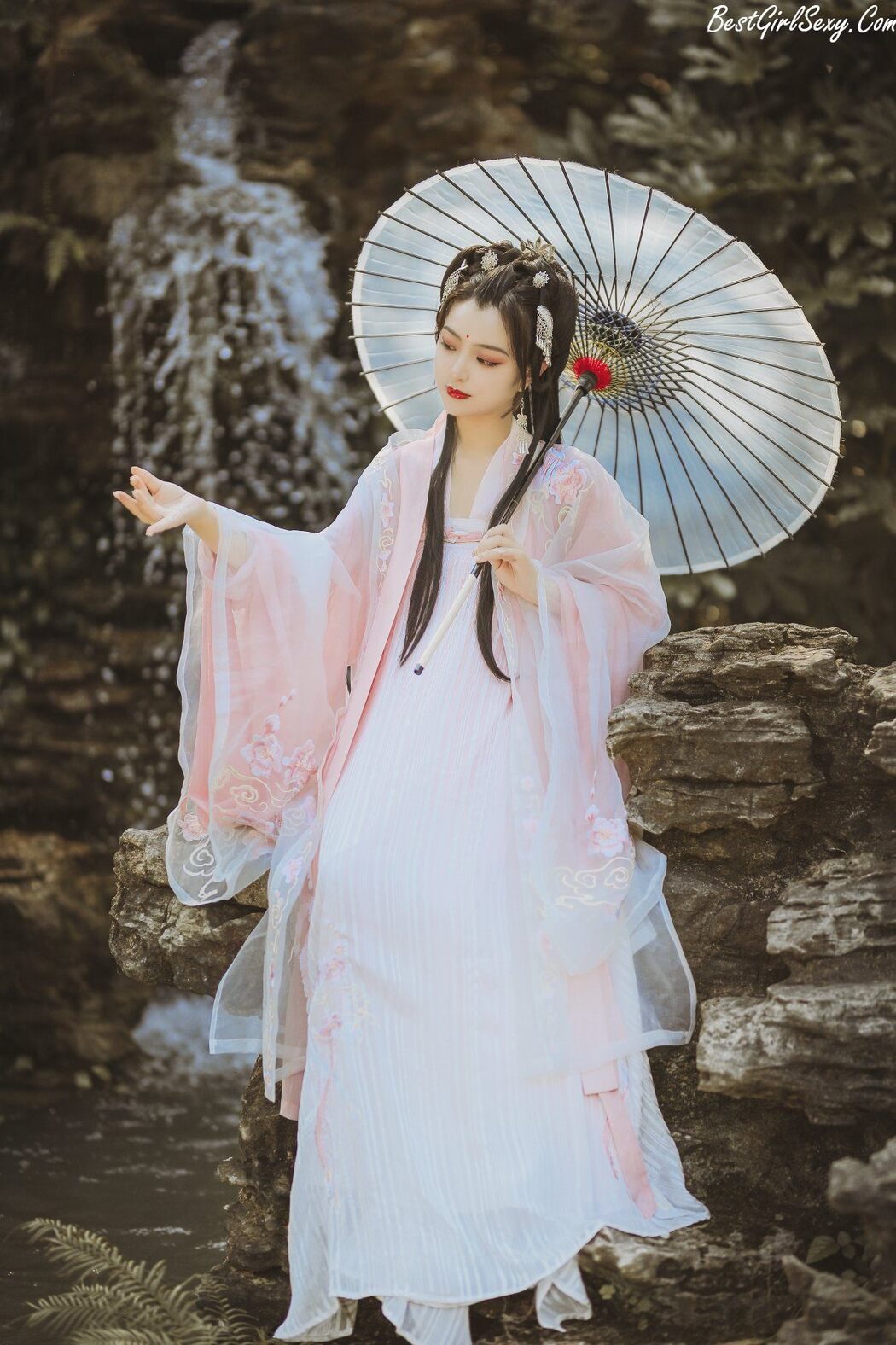 YiTuYu艺图语 Vol.216 Yi Ming