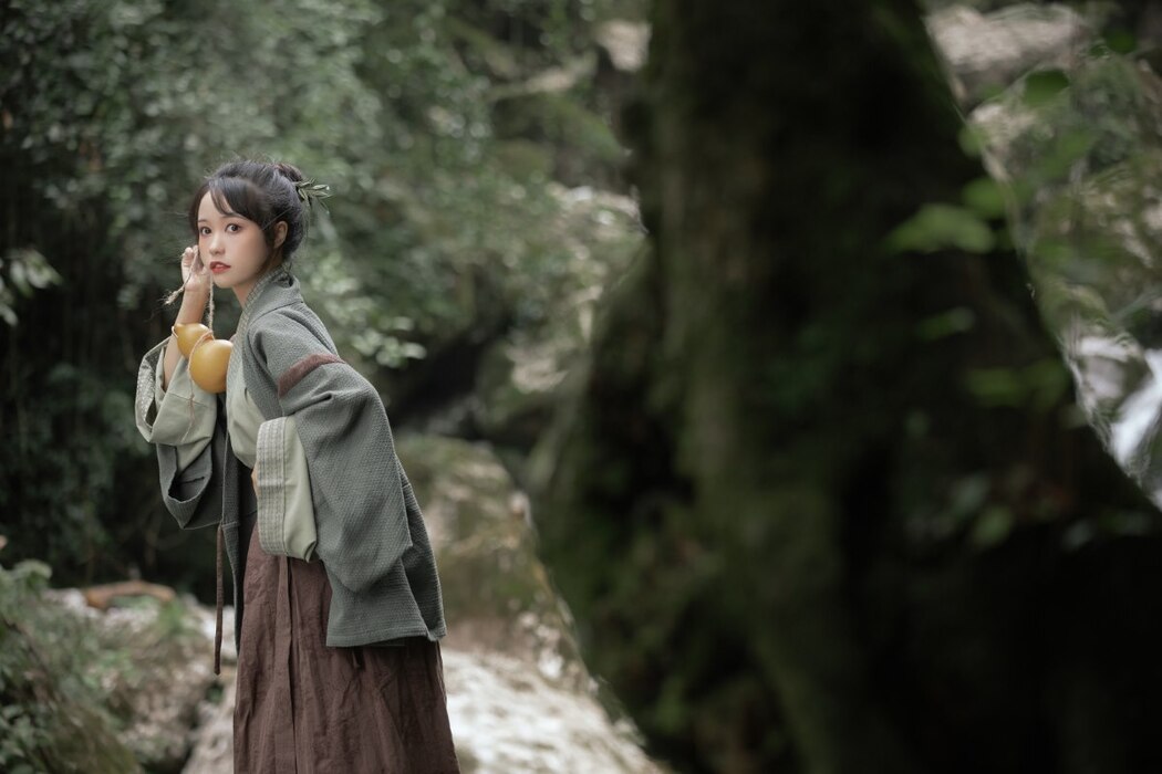 YiTuYu艺图语 Vol.2231 Li Yi Yi