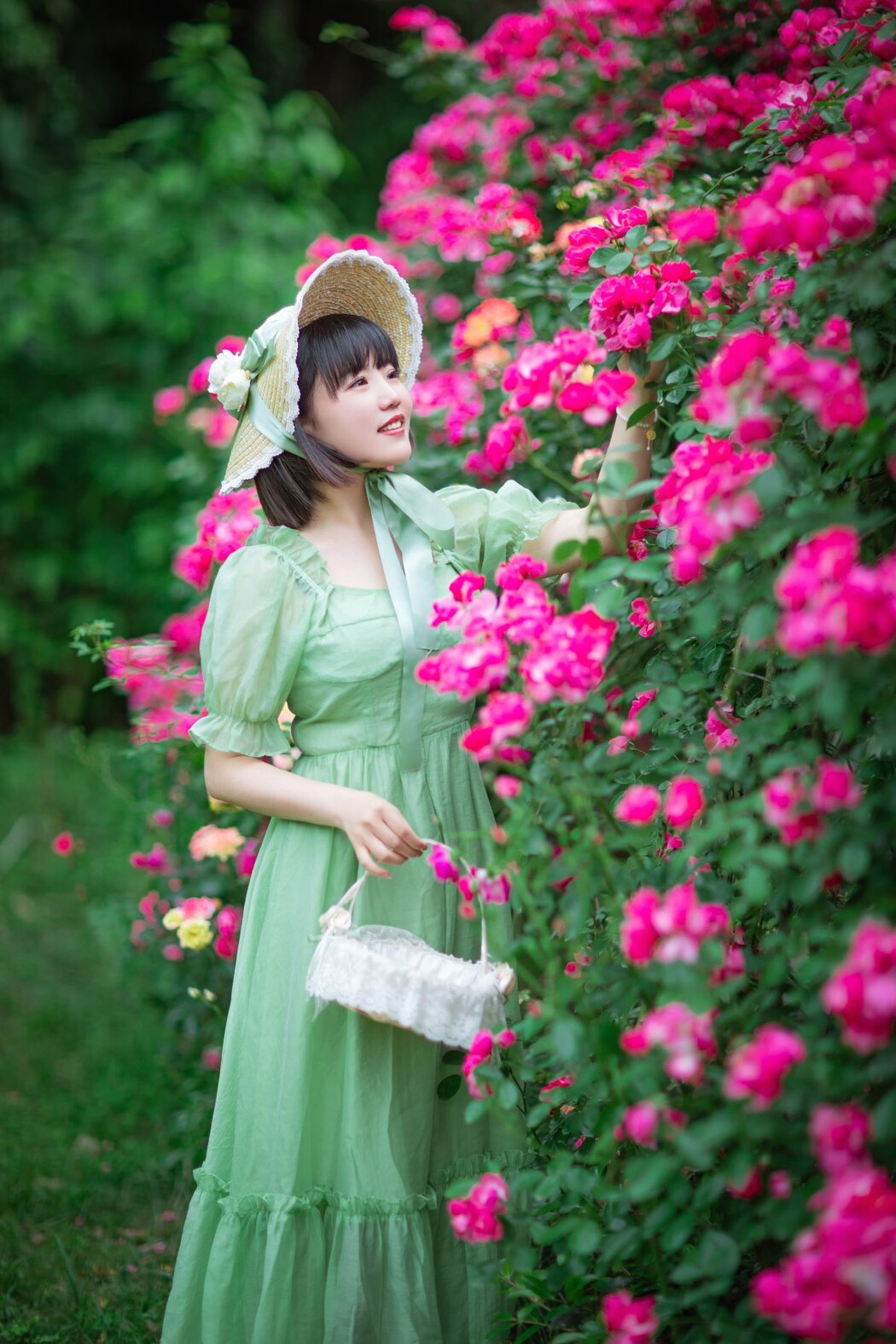 YiTuYu艺图语 Vol.2221 Dong Qin