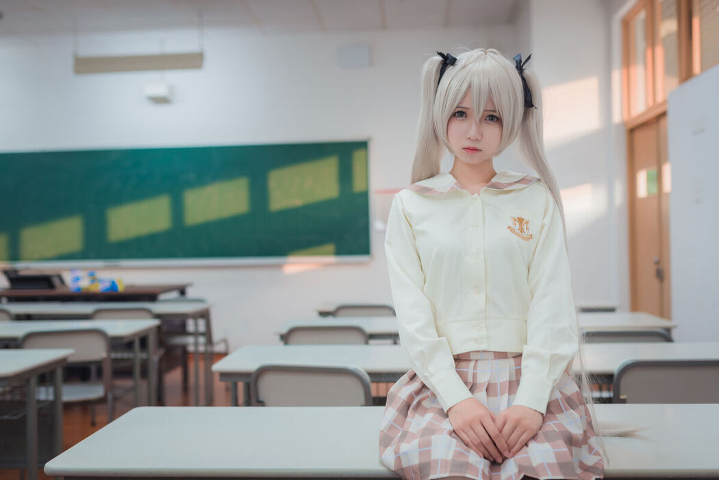 Coser@白金Saki – 五更琉璃 – 旗袍