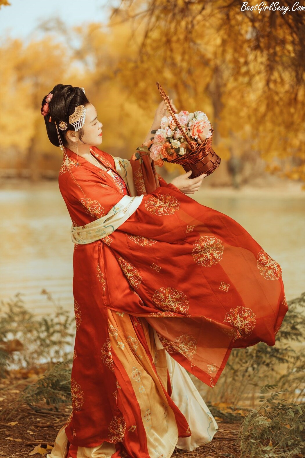 YiTuYu艺图语 Vol.224 Zhi Qiu