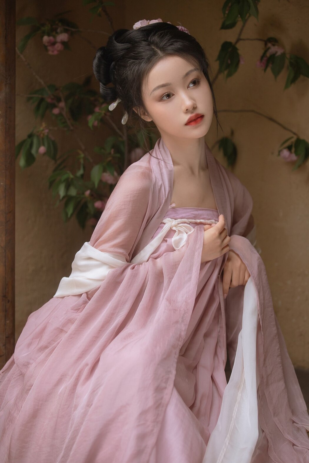 YiTuYu艺图语 Vol.2244 Li Yi Yi