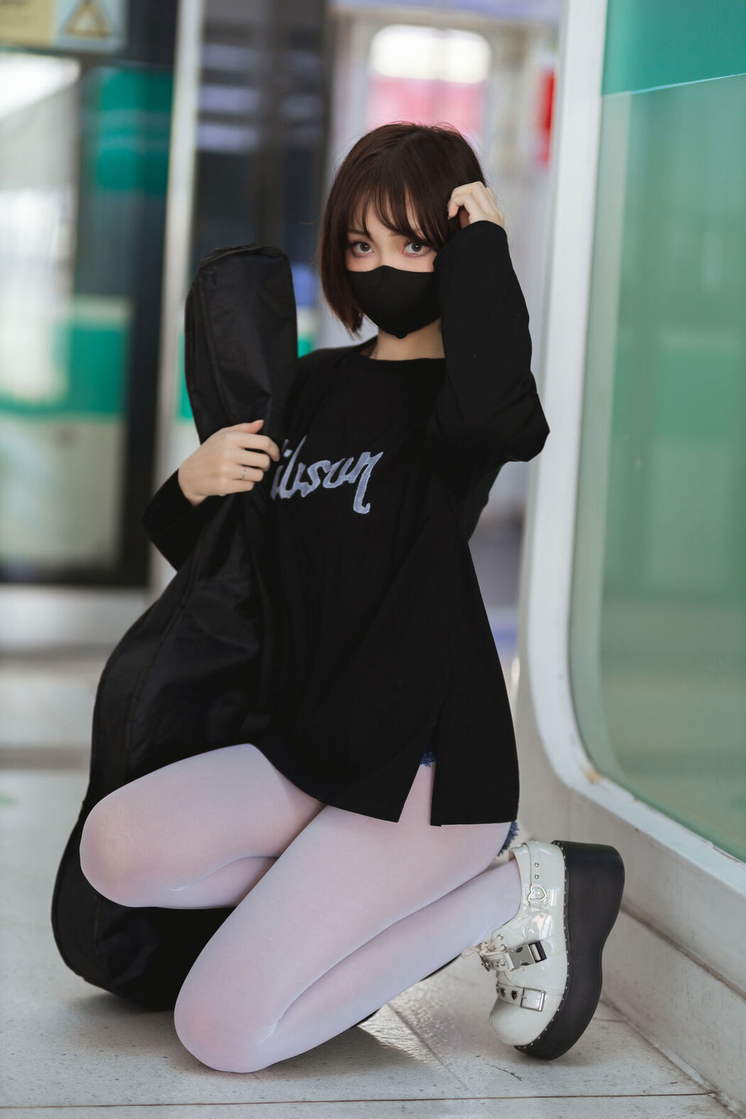 Coser@洛桑w伊梓 – 地铁吉他
