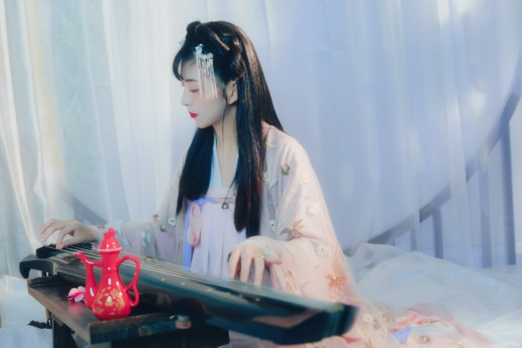 YiTuYu艺图语 Vol.2238 Mi Zhi Da He Jiang