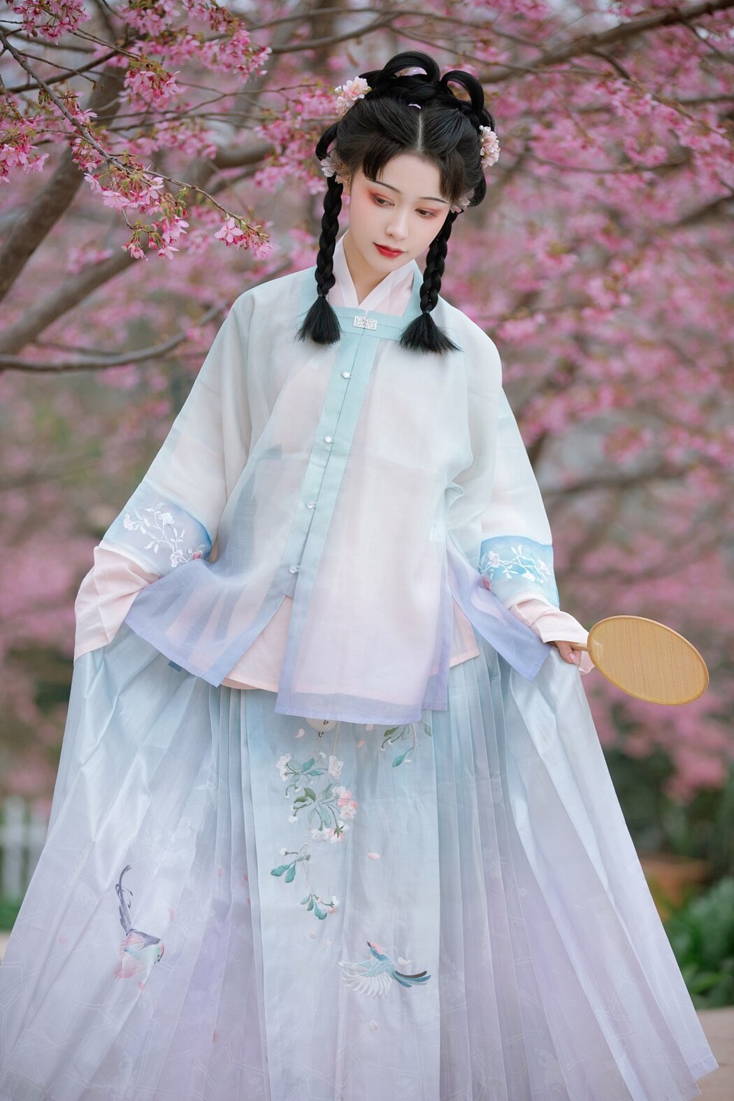 YiTuYu艺图语 Vol.2253 Li Yi Yi