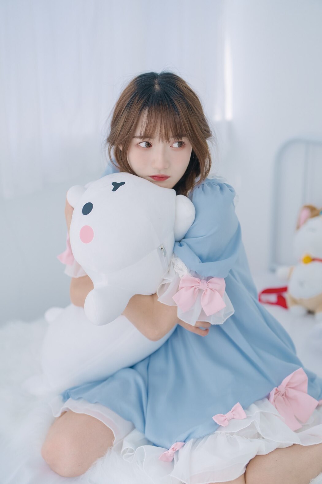 YiTuYu艺图语 Vol.2227 Tu Zi Zzz Bu Chi Hu Luo Bo