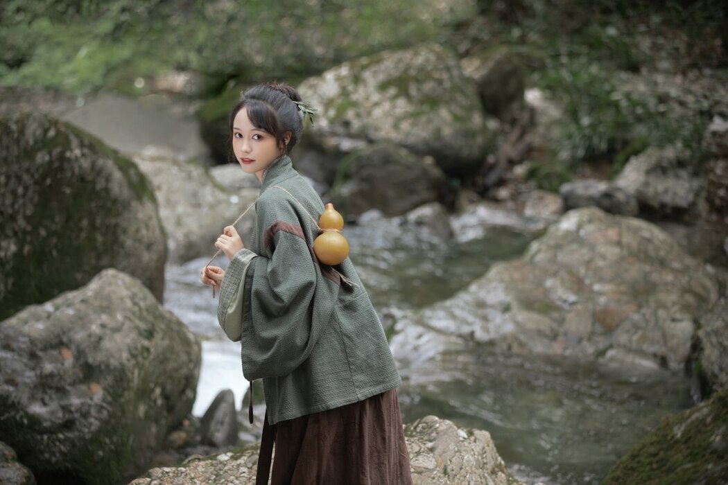YiTuYu艺图语 Vol.2231 Li Yi Yi