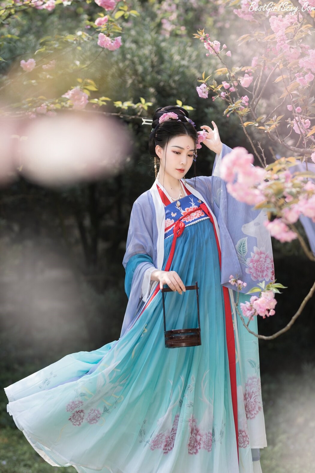 YiTuYu艺图语 Vol.226 Qing Qing