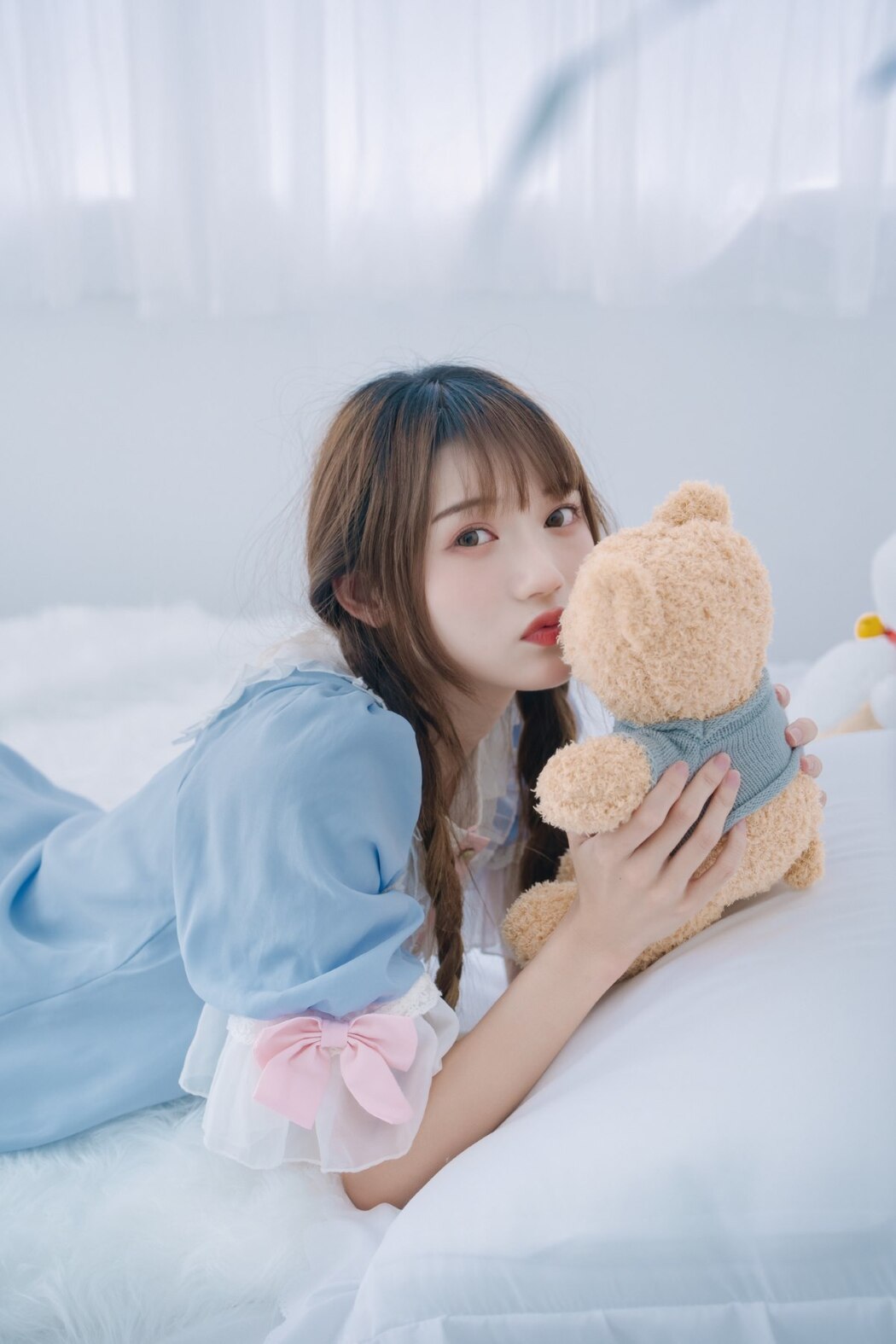 YiTuYu艺图语 Vol.2227 Tu Zi Zzz Bu Chi Hu Luo Bo