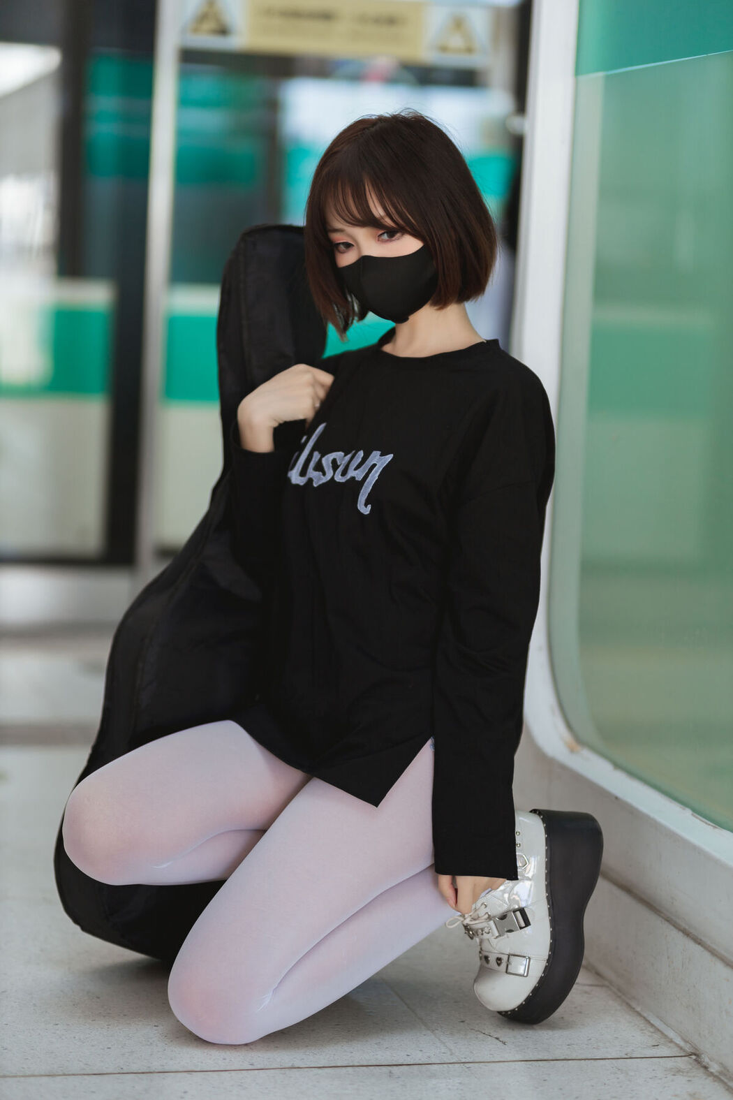 Coser@洛桑w伊梓 – 地铁吉他