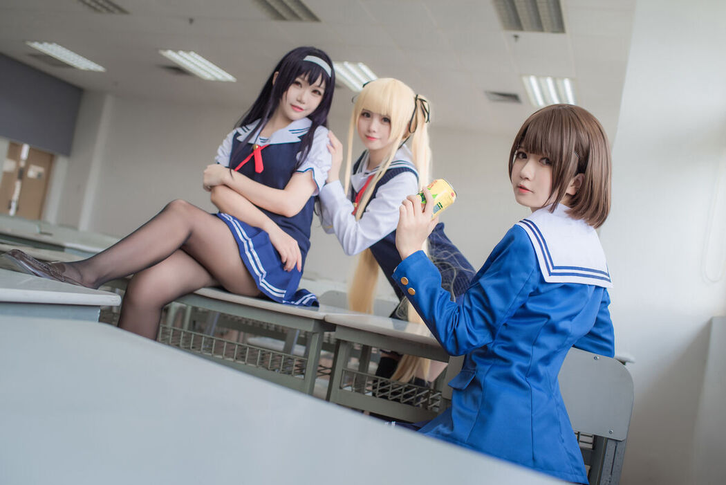 Coser@白金Saki – 三个女仆