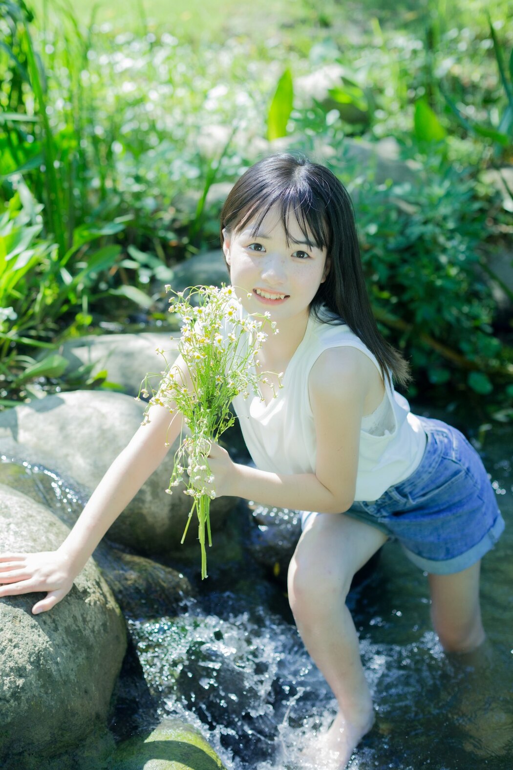 YiTuYu艺图语 Vol.2239 Xiao Yi Mei Mei Cute