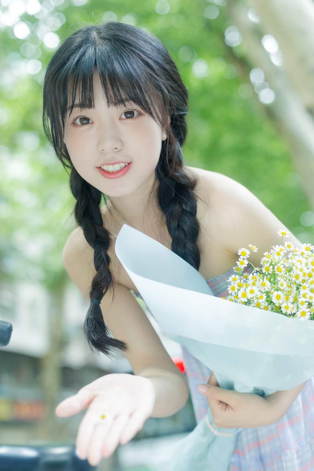 YiTuYu艺图语 Vol.2224 Ke Ai Pao Pao Ya